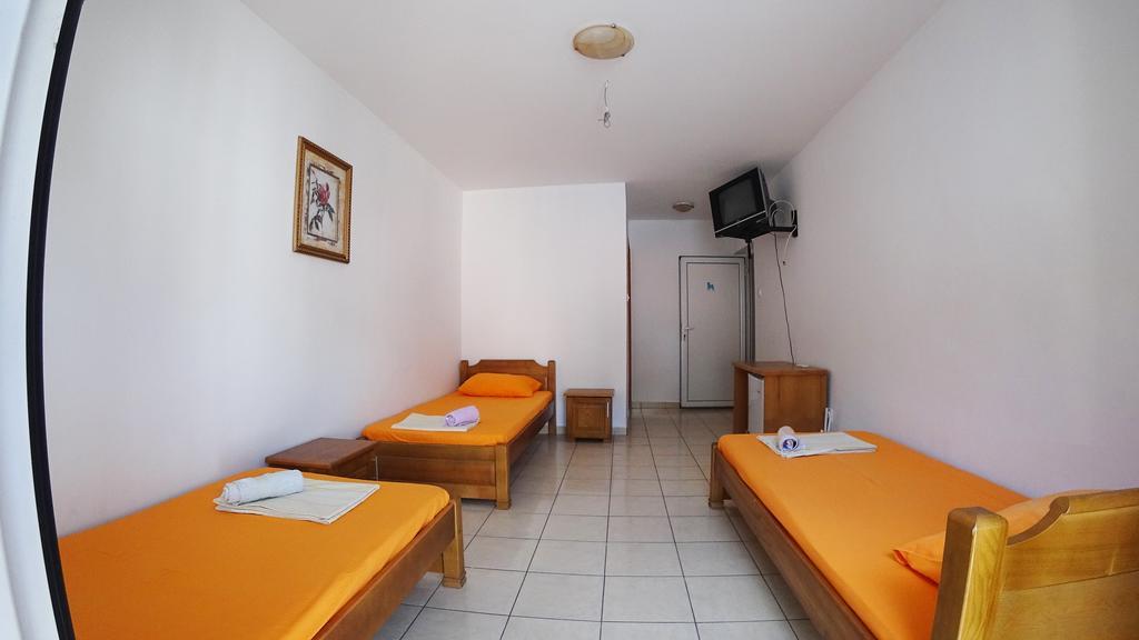 Guesthouse Sun Hostel 布德瓦 外观 照片