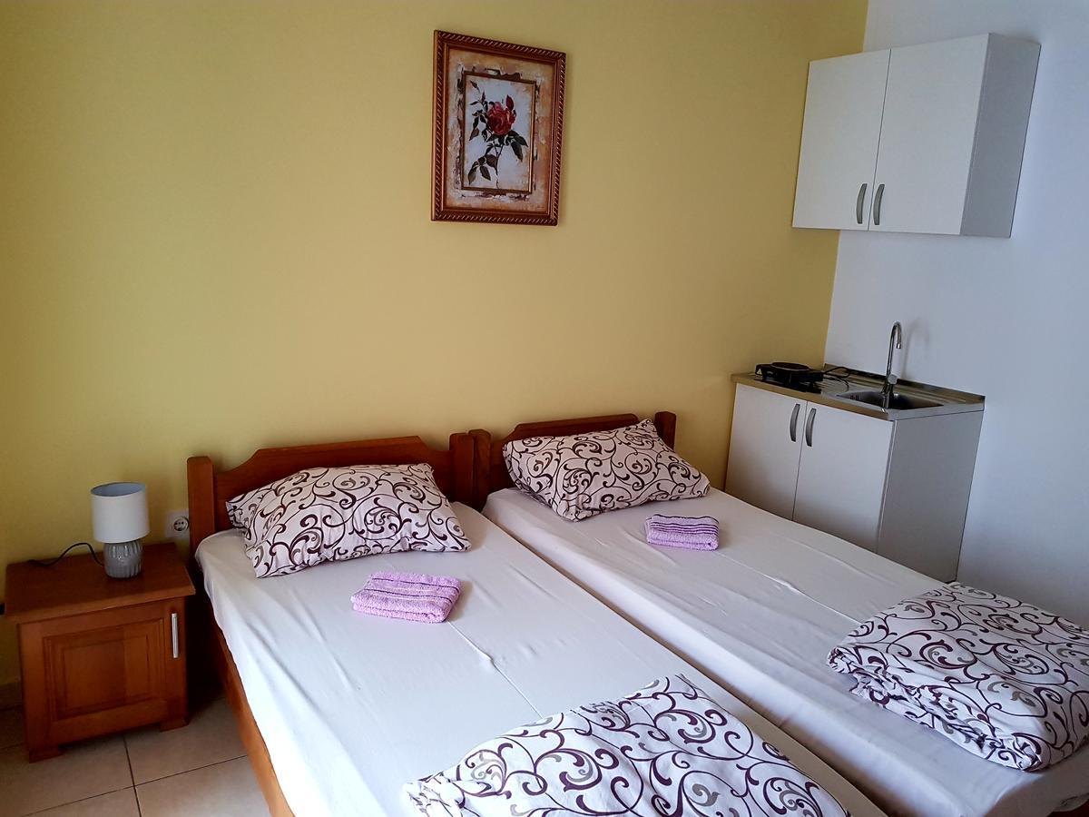 Guesthouse Sun Hostel 布德瓦 外观 照片