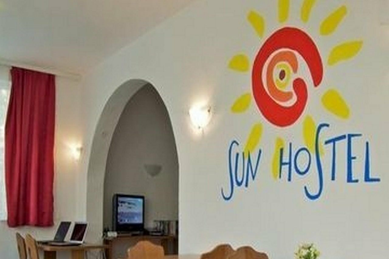 Guesthouse Sun Hostel 布德瓦 外观 照片